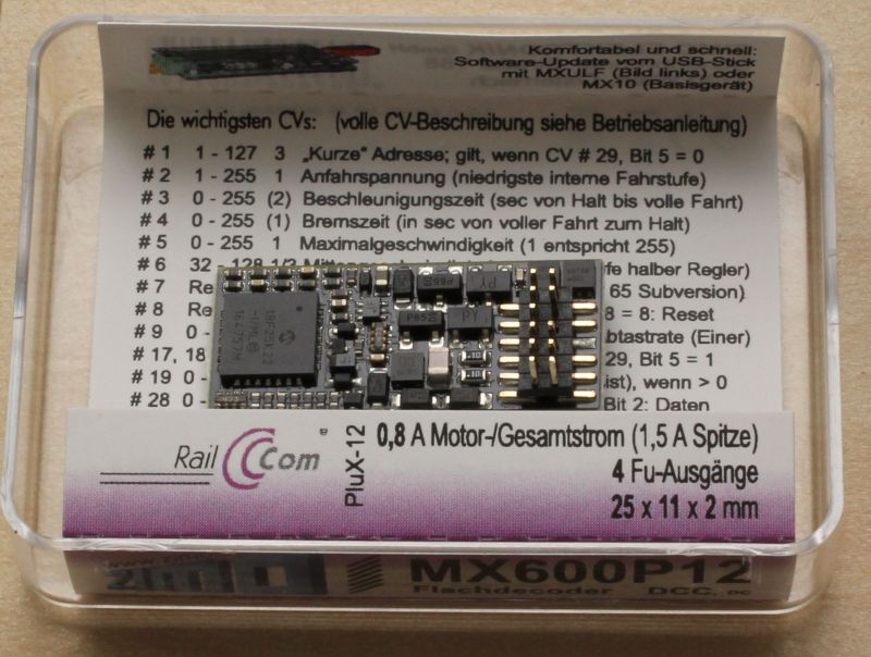 MX600P12 Flachdecoder - 25 x 11 x 2 mm - 0,8 A, 12-polige PluX12 Schnittstelle NEM658